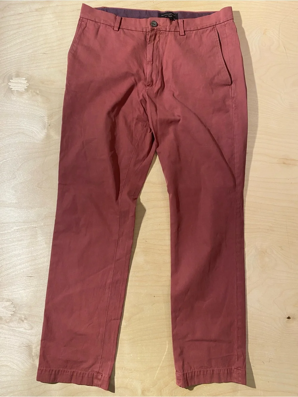 Banana Republic Men's Chinos in Brick Red 33 x 32 (SM)